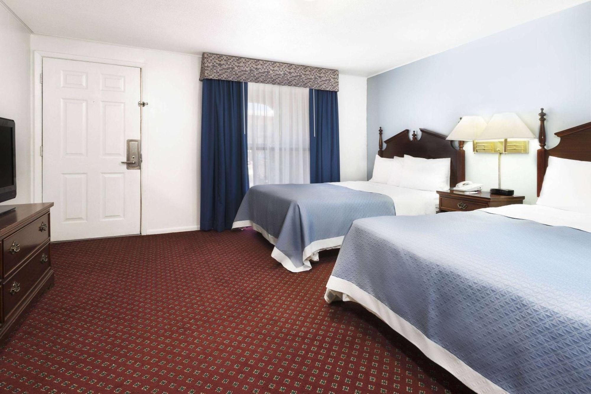Travelodge By Wyndham Las Vegas Nm Екстер'єр фото