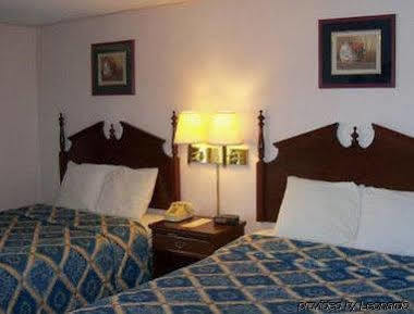Travelodge By Wyndham Las Vegas Nm Екстер'єр фото